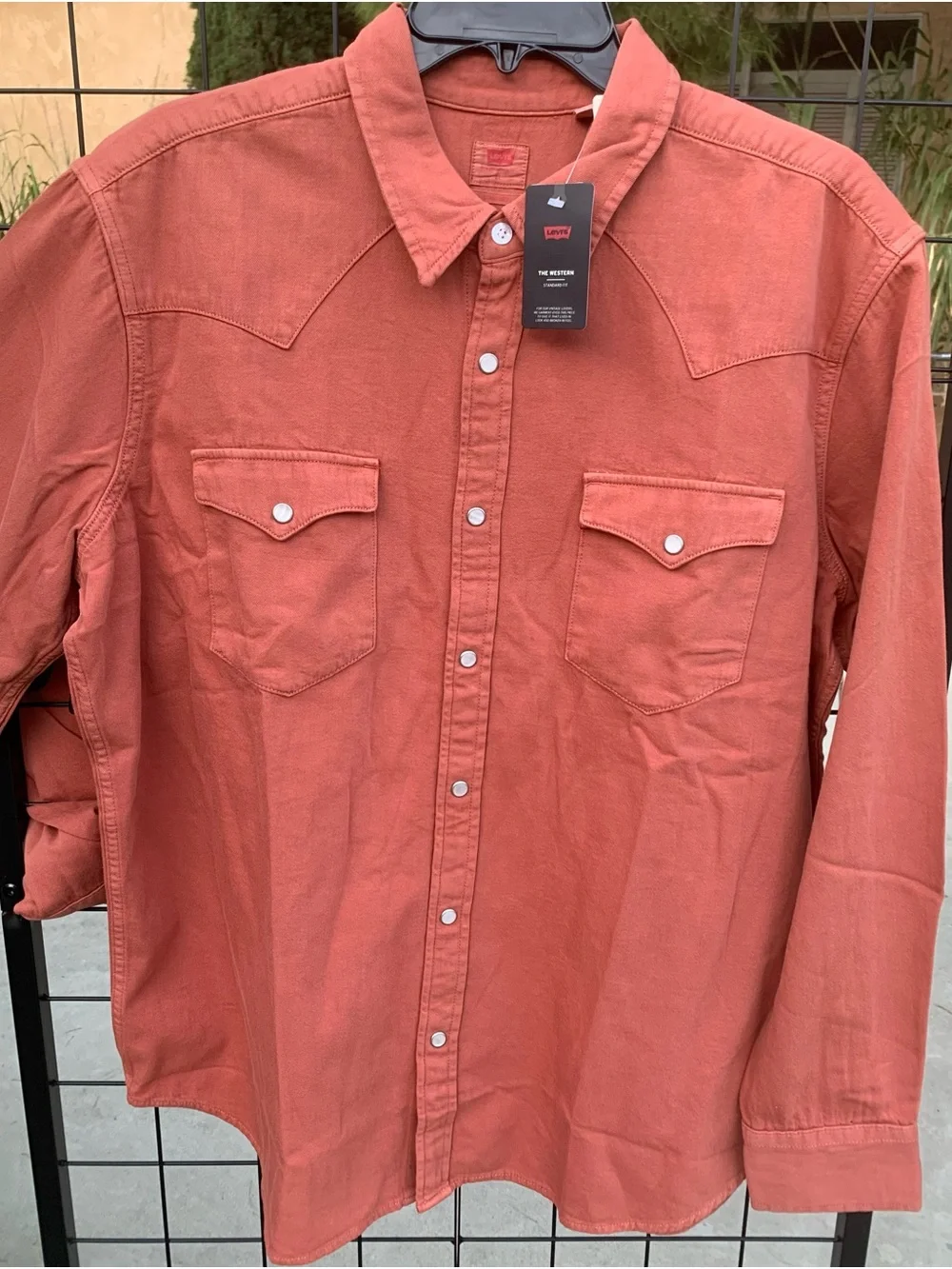 NWT Levi's Men's Classic Standard Button-Down The Western Shirt